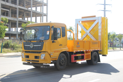 東風天錦康機230馬力防撞緩沖車 16T